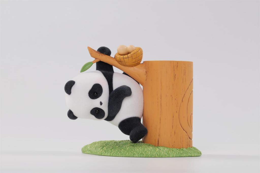 52TOYS BLINDBOX PANDA ROLL Tree Climbing Series 8-Piece Box