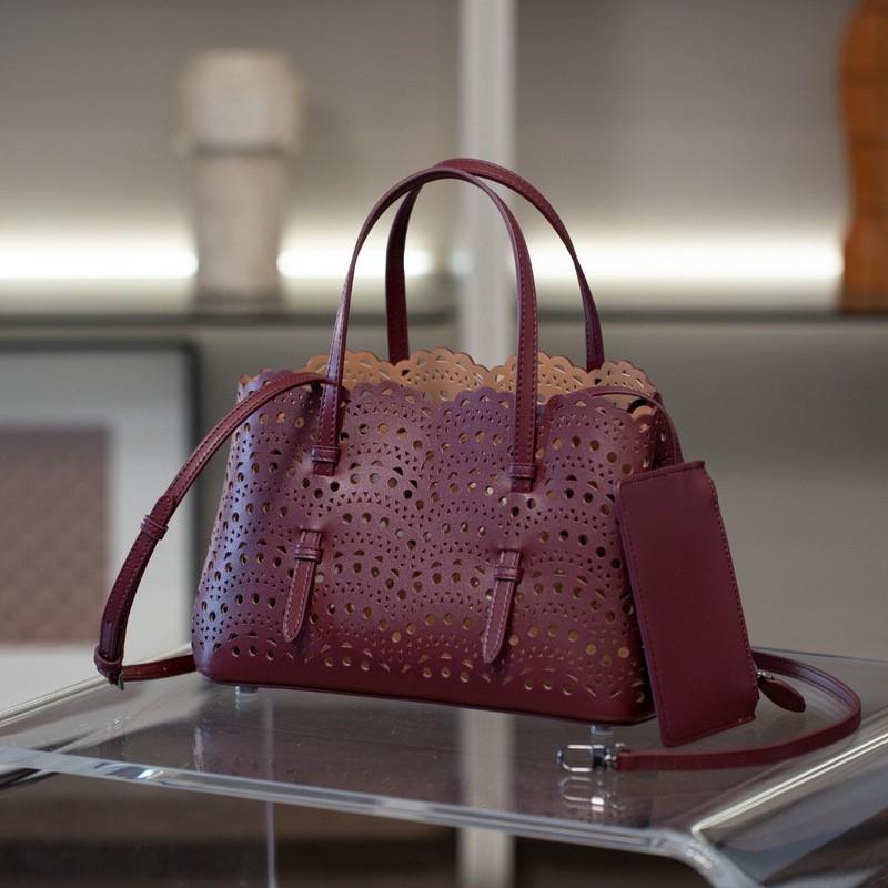 2026 Genuine Leather Women's Bag Tote French Hollowed-out Carved 25 Portable Cross-body Lazy Vegetable Basket