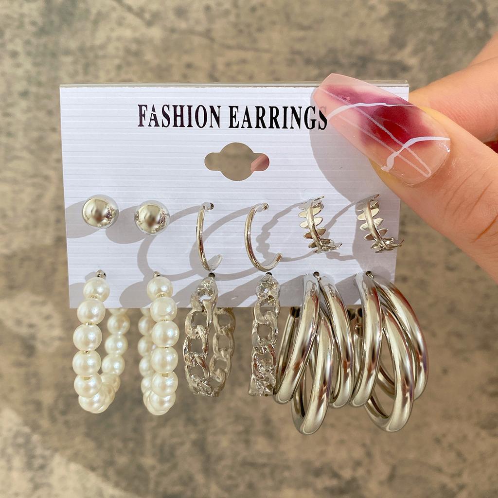 Hot-selling Retro Exaggerated Women's Peach Heart Stud Earrings Twist Twisted Pearl Earrings 11-piece Set of Earrings