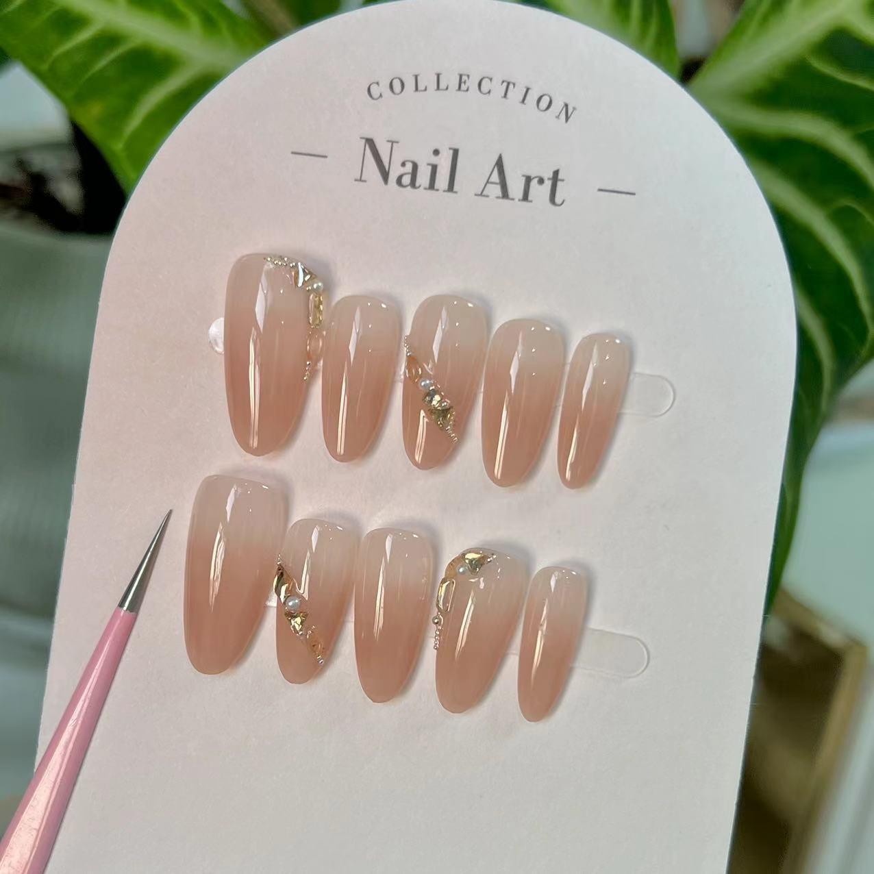 

Elegant Handmade Press-On Nails with Ribbon and Rhinestones: Versatile, High-End Style for a Radiant Look