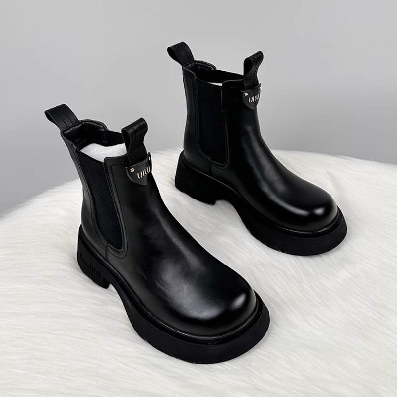 Stivali alla moda stivali Martin da donna nuovi autunno e inverno velluto testa di mango suola spessa stivali in pelle sottile