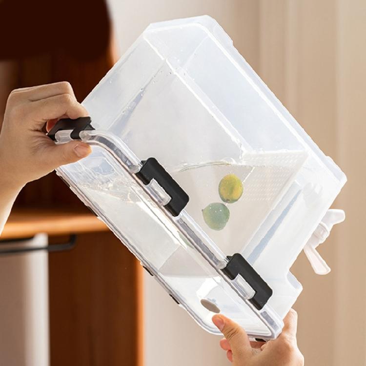 Beverage Dispenser with Tap Leak Proof Plastic Cold Drink Container with Spigot Large Capacity Pitcher for Refrigerator