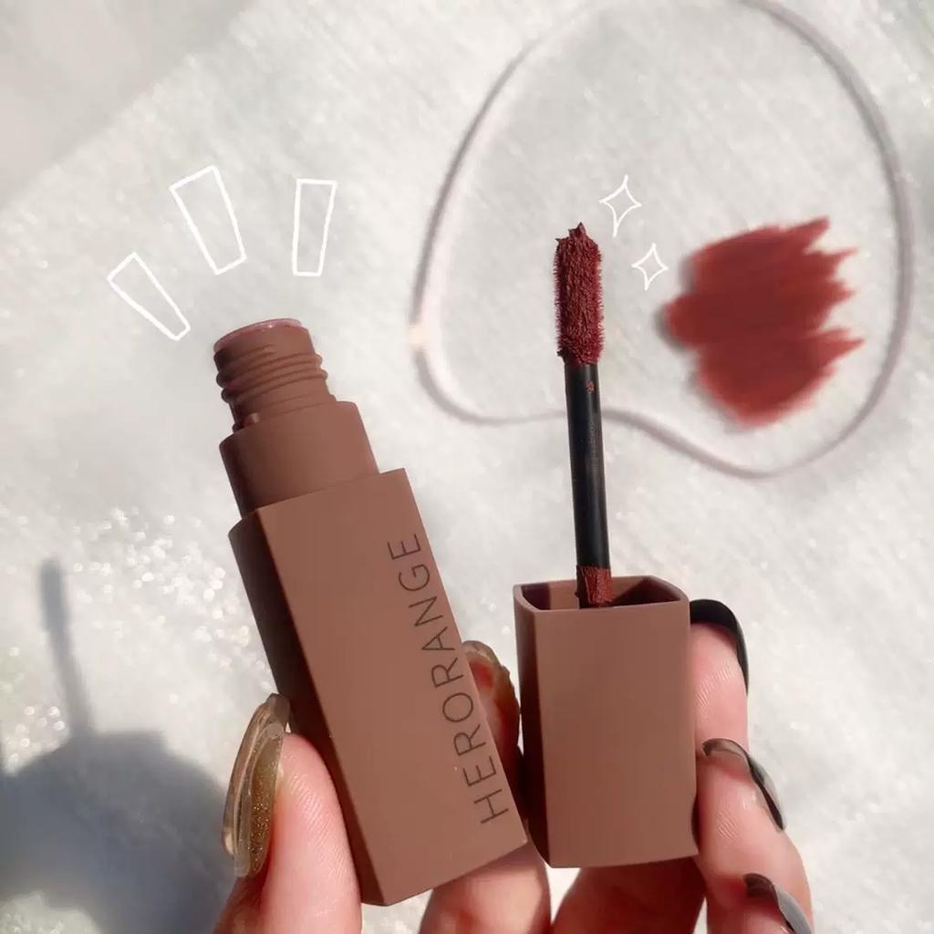 Herorange Fall and Winter Matte Surface Not Easy to Fade Lip Mud
