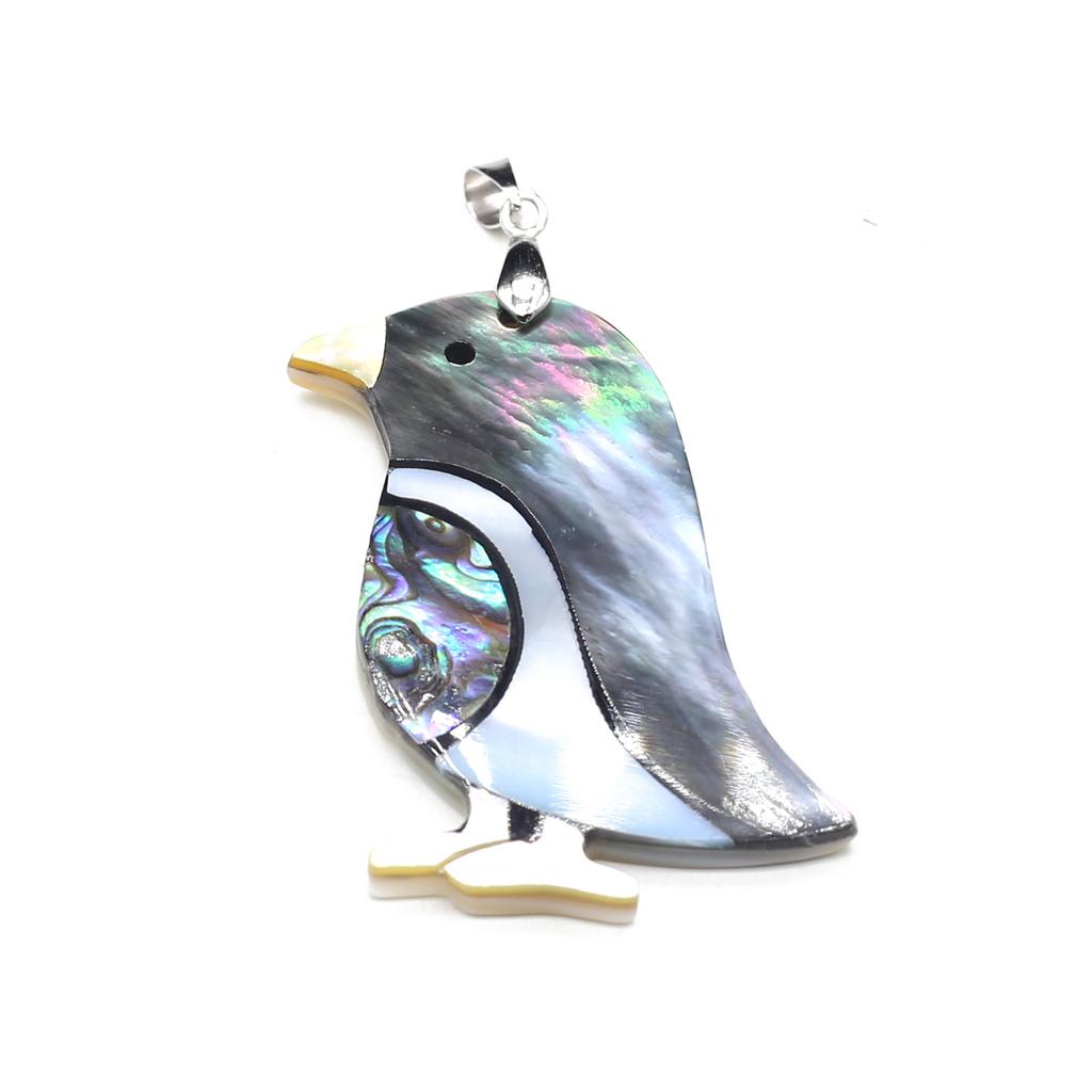 1Pc, Natural Shell Penguin Pendant Necklace, Unique Animal-Themed Jewellery Gift, Christmas Gift for Women and Girls, Playful Handcrafted Bohemian