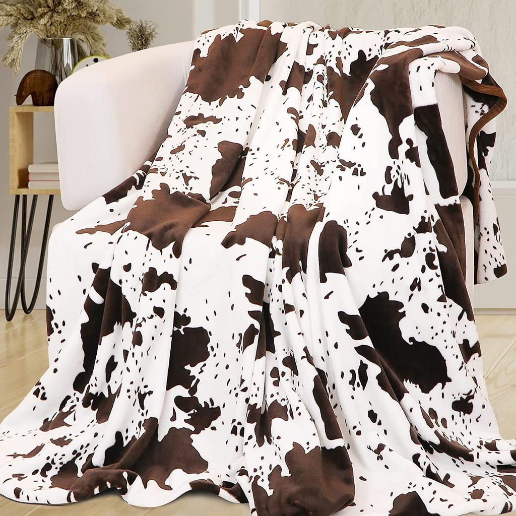 Cute Cow Print Blanket Soft Warm Plush Throw Blanket Fleece Flannel Lightweight Travel Blankets Cozy All-Season Couch Blankets