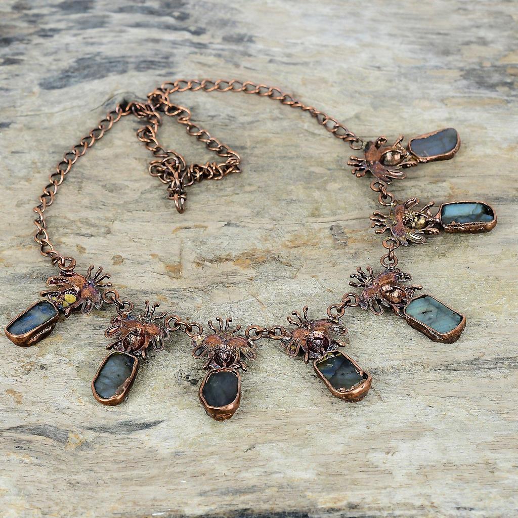 Labradorite Rough Gemstone Necklace Electroformed Copper Adjustable Chain Necklace Handmade Copper Jewelry Honey Bee Necklace Gifts for Mom