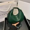 Dámská prémiová taška přes rameno Nový módní niche design Messenger taška Dámská jednoduchý styl Dámská pletená hobo taška