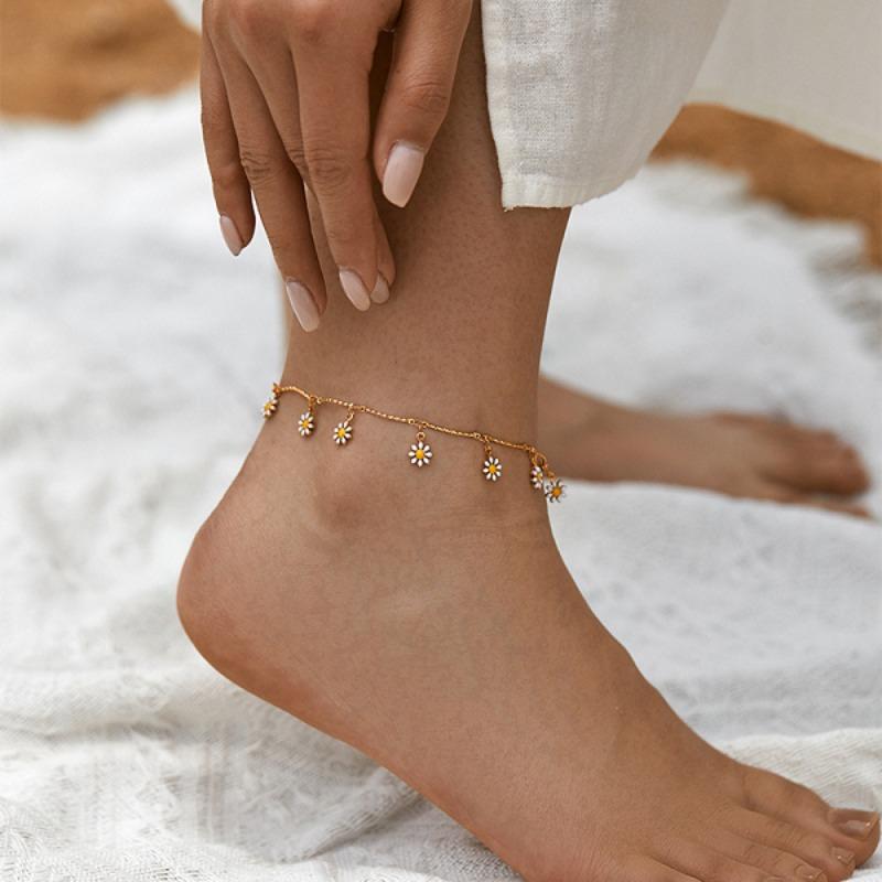 Vintage Handmade Daisy Pendant Drip Oil Exquisite Anklet For Women