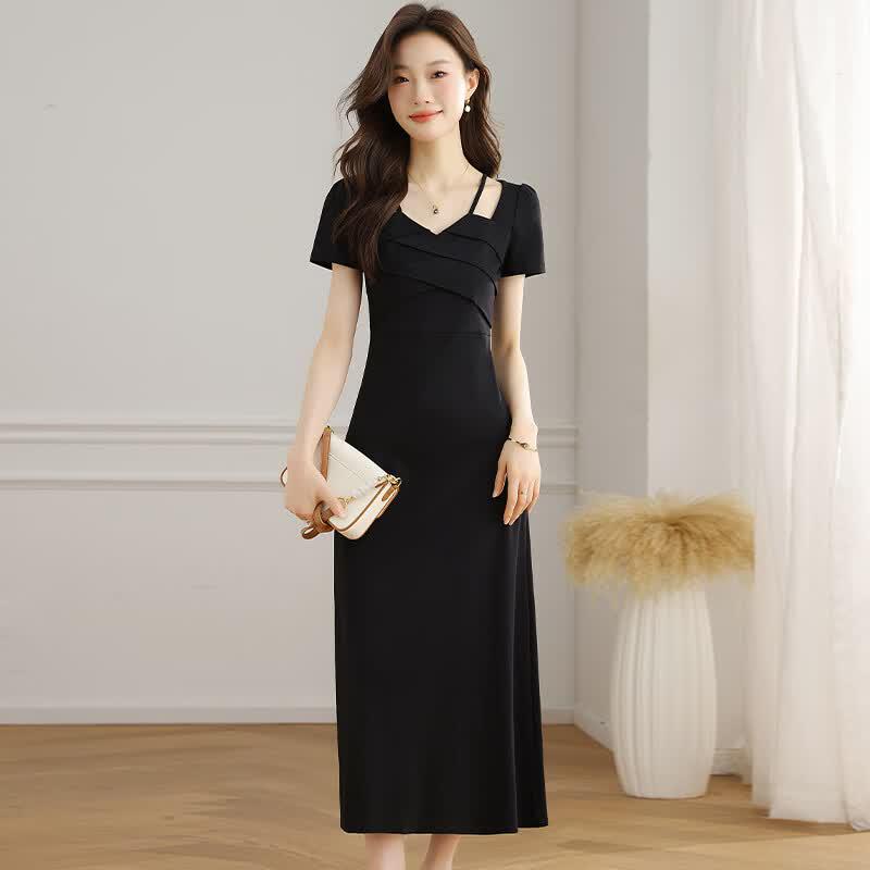 La Chapelle A-Line Waist-Cinching Dress