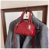 Women's Red New Year Textured Square Handbag: 2024 Autumn/Winter Fashion Messenger Bag