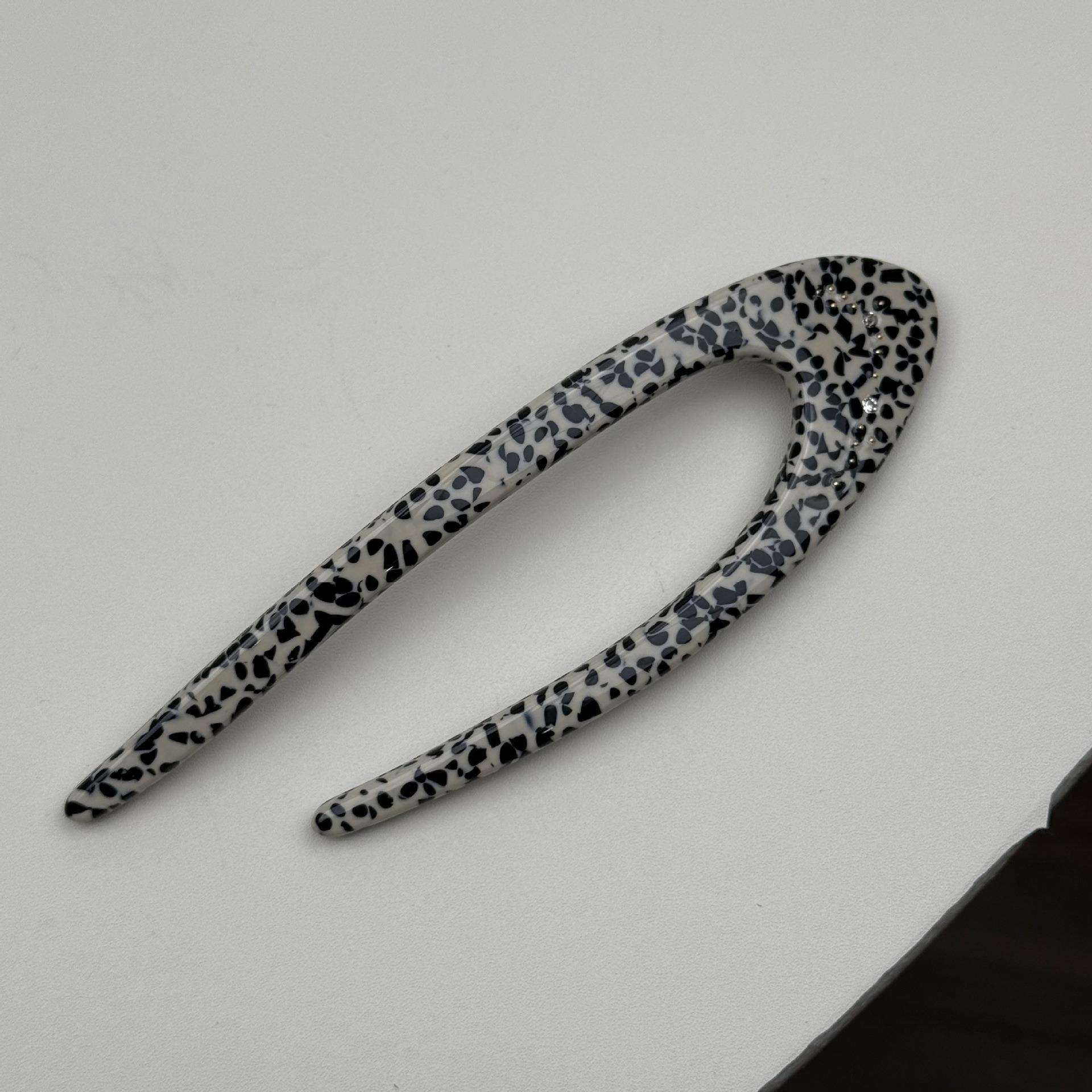 

Нишевая Высококлассная Французская Утолщенная Уксусная Кислота Современная Минималистичная U-образная Заколка для Волос Простая Элегантная Универсальная Повседневная Новая Заколка для Волос Size fits all