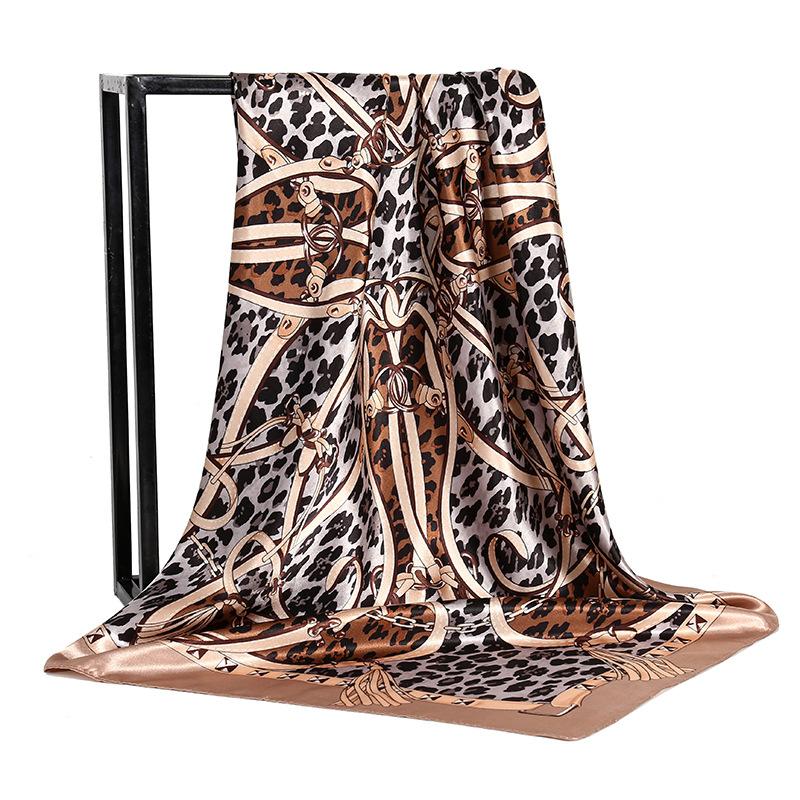 Europe And America Square Shawls Four Seasons Popular Silk Scarves Luxury Style Sunscreen Kerchief New Fashion 90X90CM Headcloth