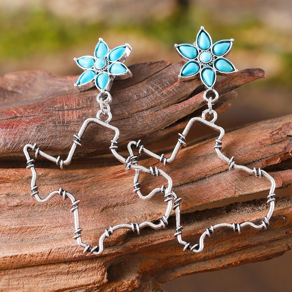 

Vintage Western Style Texas Turquoise Inlaid Pumpkin Flower Earrings, Hollow Barbed Wire Texas Map Earrings, Exaggerated Creative Women s Earrings