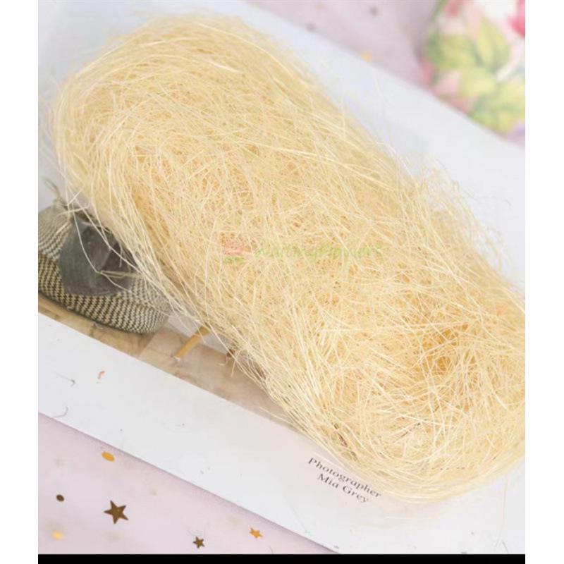 Raffia Fine Hemp Silk Colored Filler for Weddings and Holiday Scenes