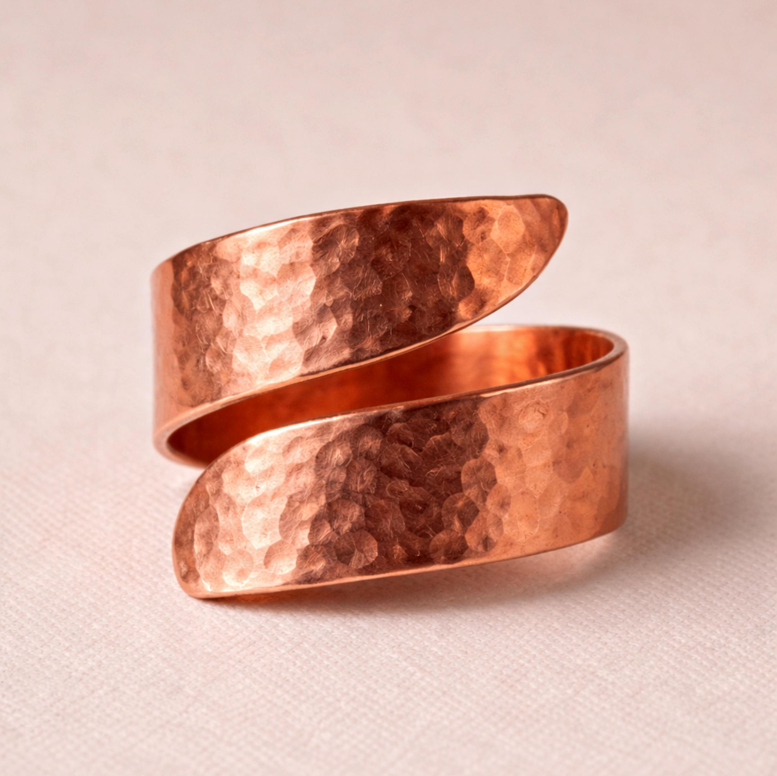Hammered Copper Wrap Ring, Adjustable Wide Band Ring, Minimalist Handmade Copper Statement Ring 4 медный