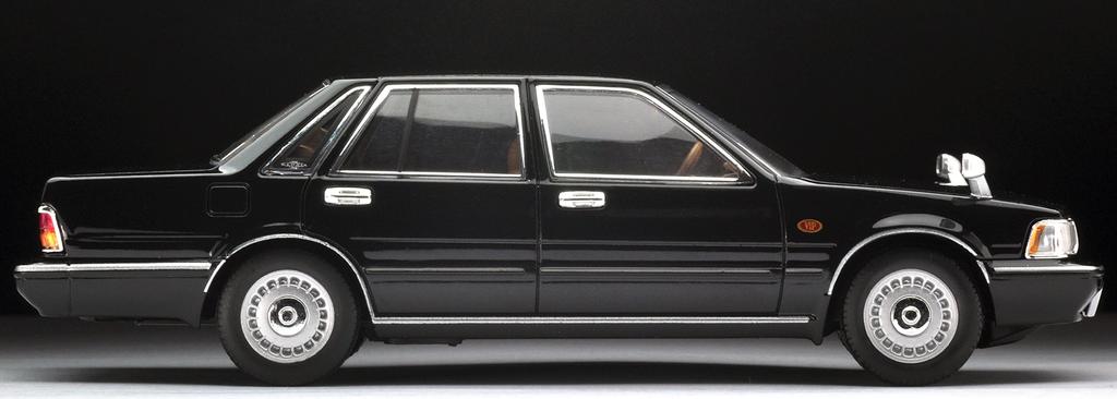 Tomica Limited Vintage Neo Cedric Sedan Black 1/43 LV-N43-18a (Finished Model)