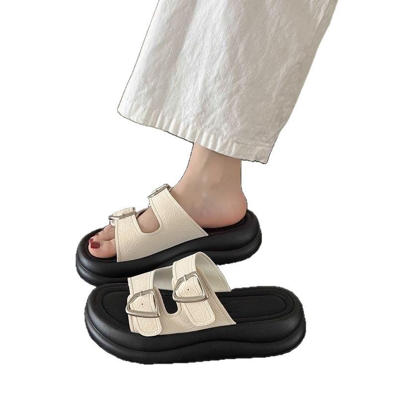New casual maternity cool slippers are beautiful and versatile with skirts, summer wear one-word flat slippers women