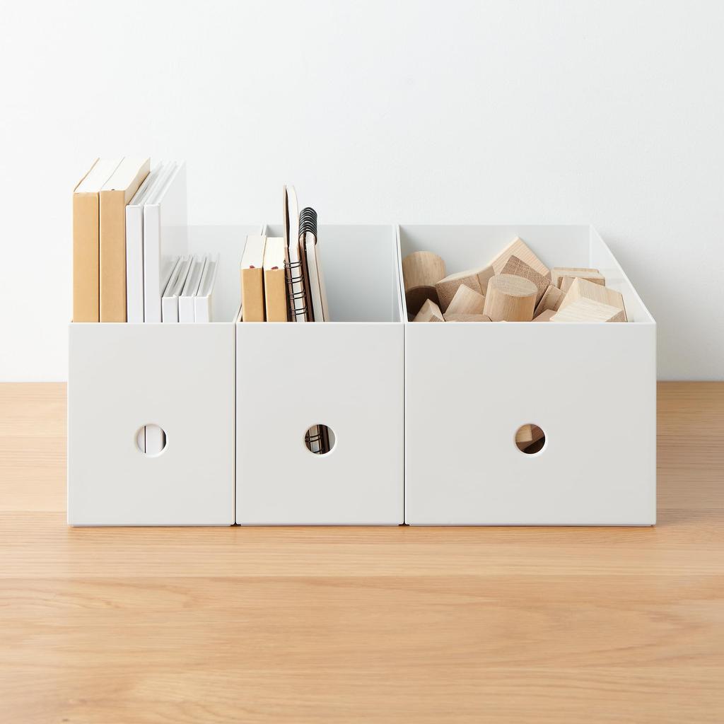 MUJI Recyceltes Polypropylen Aktenordner Standard Weiß B10 x T32 x 83904388 Box, Typ, 1/2 Größe, Grau, Ca.. H12cm,