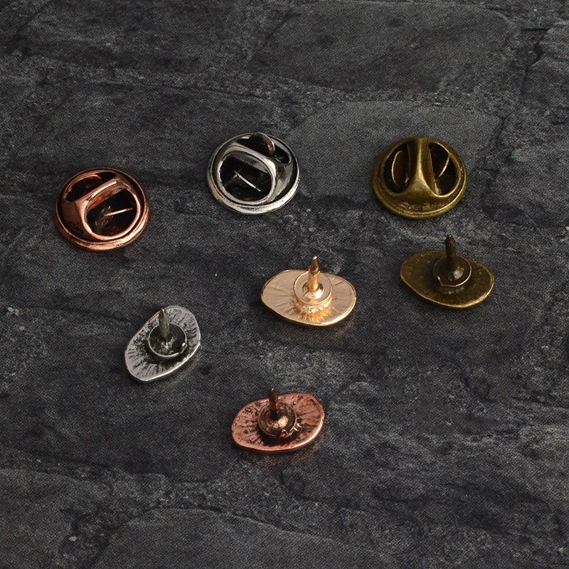 4Colors Punk Style Coffee Bean Brooch Pin Jacket Clothing Badge Backpack Accessories 1pc
