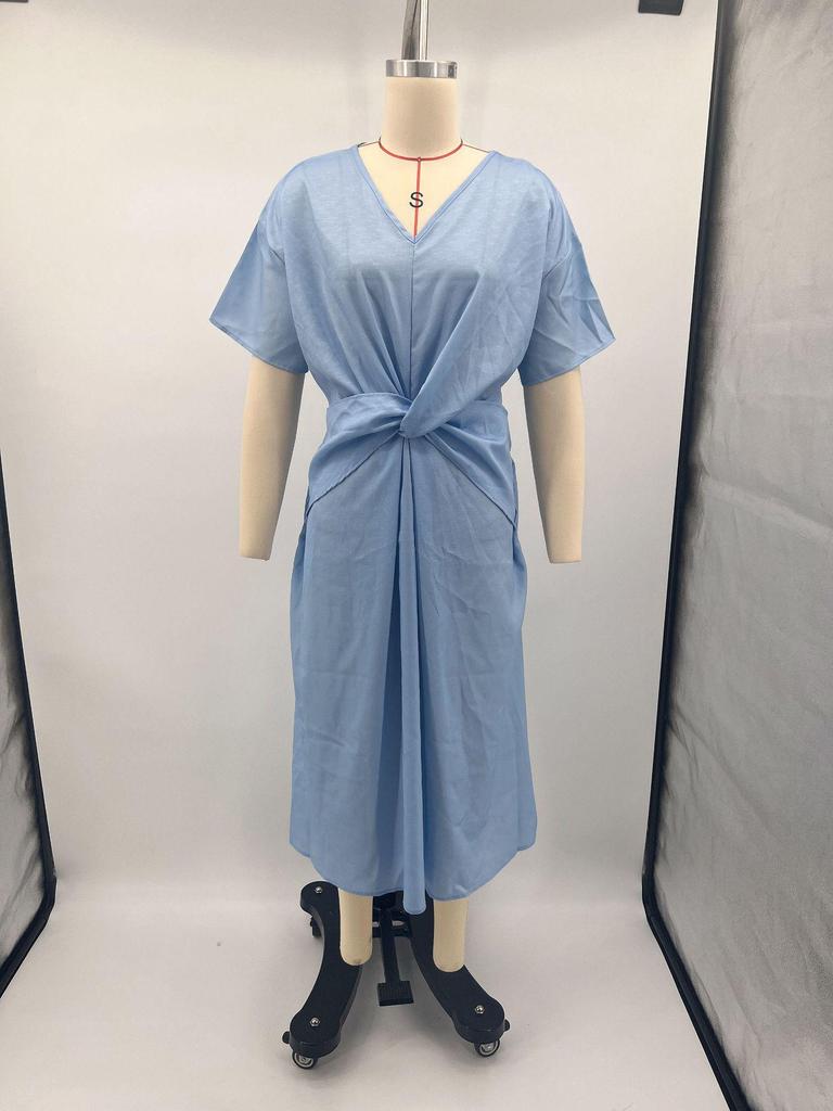 2026 European-American Summer Bohemian-Style Elegant Pleated V-Neck Dress