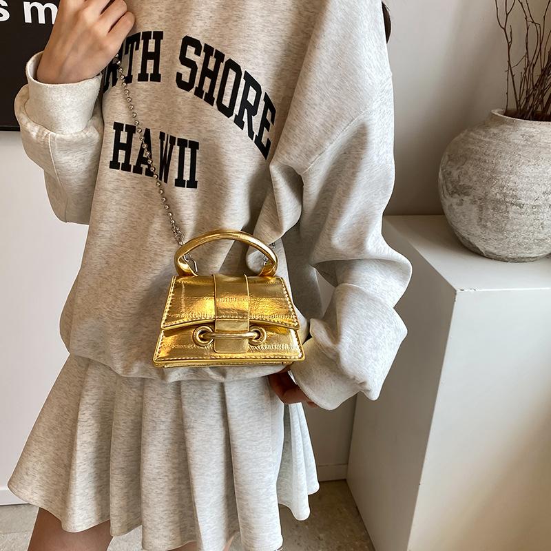 Niche Handbag New Fashionable Casual Personalized Small Square Bag Texture Simple Shoulder Bag Slanted Bag Trendy