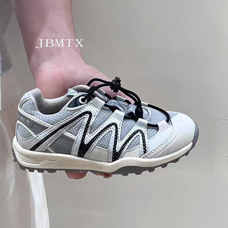 

Boys and girls outdoor casual shoes medium and older children 2025 autumn new lace-up-free one-pedal street dance running shoes 36 yards inner length 22.3 cm серебряный