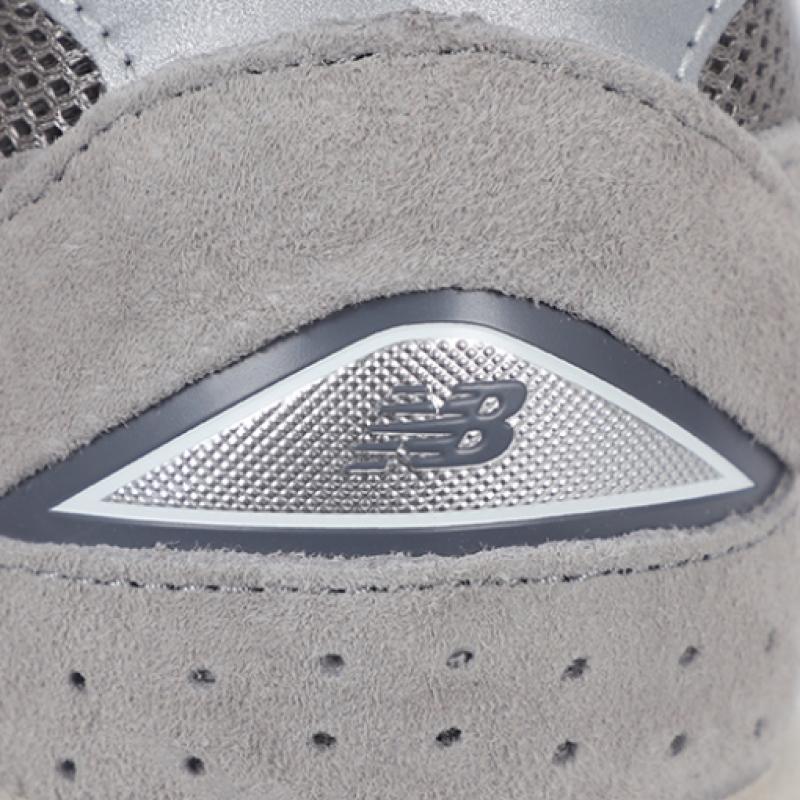New Balance Gray 2002r