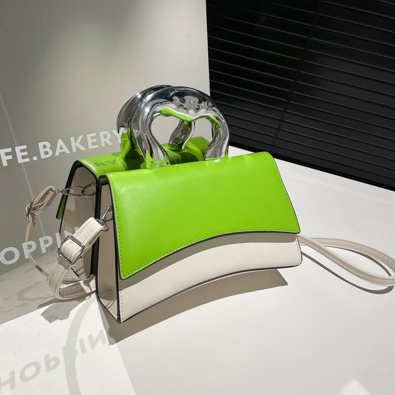 French Niche Trend Small Square Bag Solid Color Women's Bag 2025 New Simple Casual Beautiful Fashion Messenger Shoulder Bag