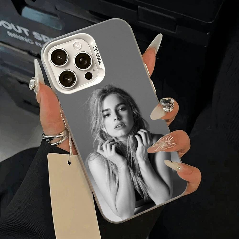 Addison- Rae Phone Case For iPhone 11 12 13 14 15 16Pro Max Plus white Sliver  Phone Cover