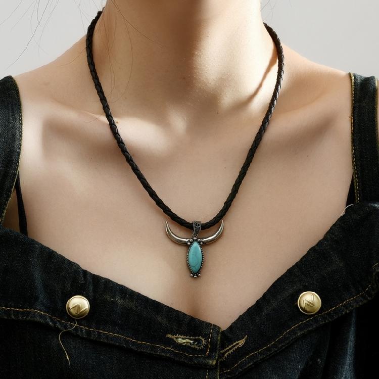 Unique Turquoise Bull Head Pendant Necklace Soft Leather Ethnic Jewelry For Festival Outfits