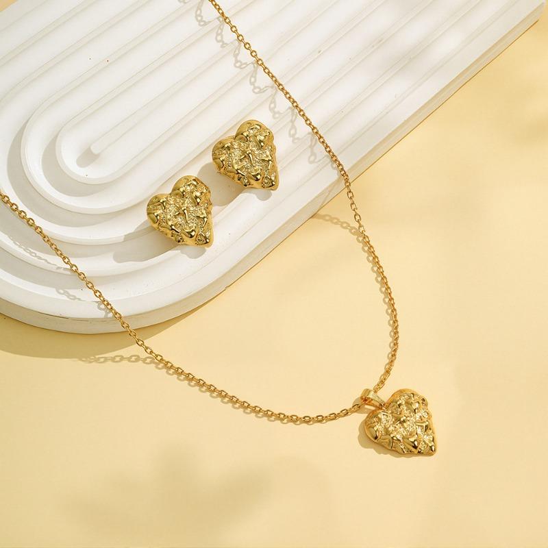 European and American Exquisite Irregular Luxury Creative Polygonal Geometric Leaf Texture Flower Love Earrings Necklace Set