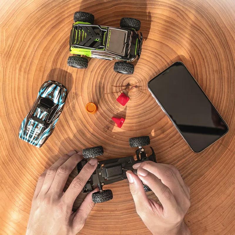 Mini Mountaineering Remote Control Car, Toy Off Road Car Drift Vehicle 1:32 Toy Car RC Off-Road Outdoor Cars Toys for Boys Girls Gifts