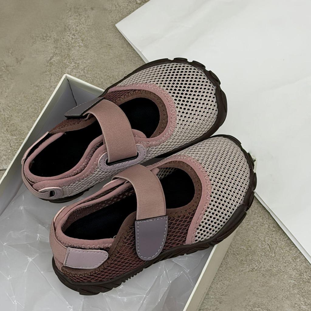 Kids' Lightweight Non-Slip Summer Sandals - Soft-Soled Barefoot Shoes for Boys & Girls Outdoor Adventures