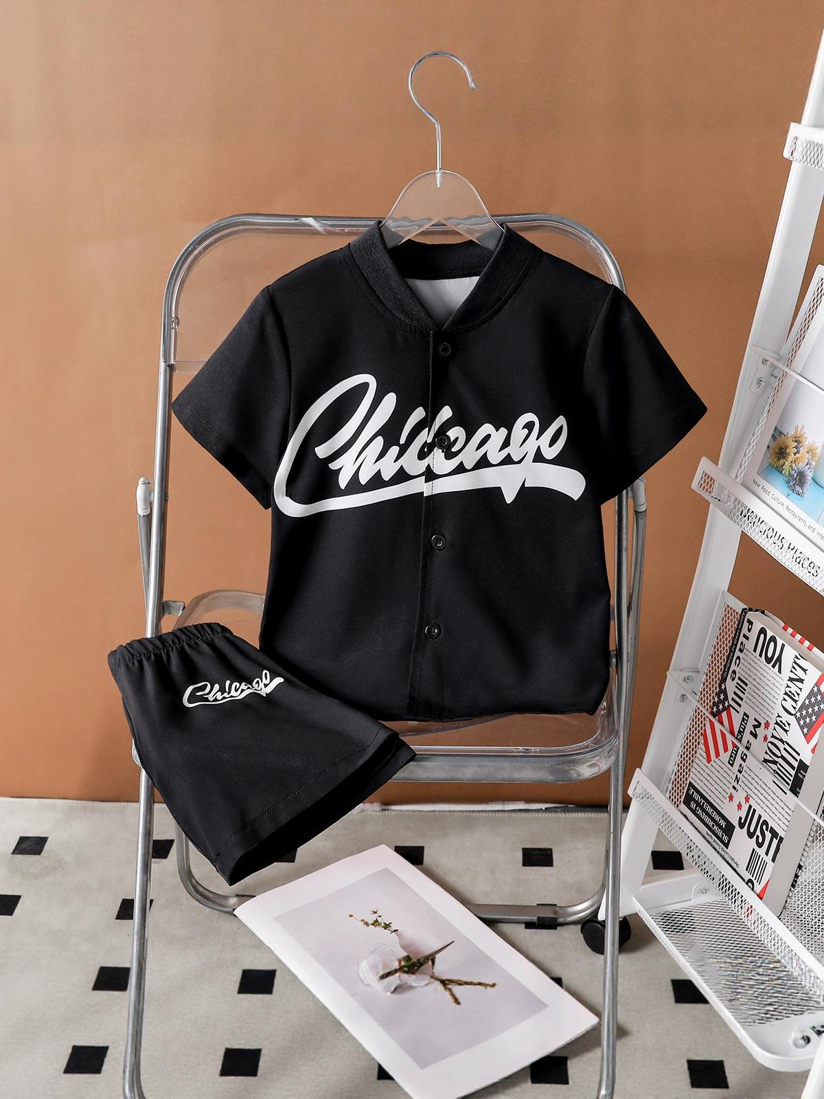 

Boys Letter Print Short Sleeve Buttoned Shirt & Shorts Set 7 Years чорний