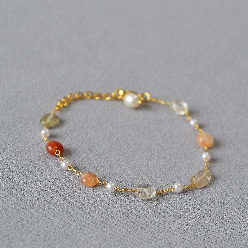 

Фиолетово-зеленое ожерелье из бусин с натуральными камнями и имитацией жемчуга