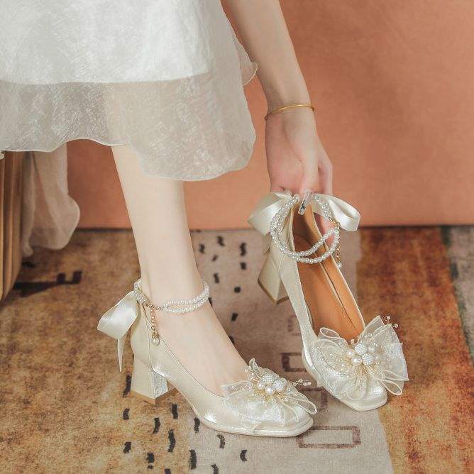 

Свадебные туфли Мэри Джейн туфли невесты женские 2025 новые весенне-летние красные туфли для показа каблук толстый каблук высокий каблук не устают 42