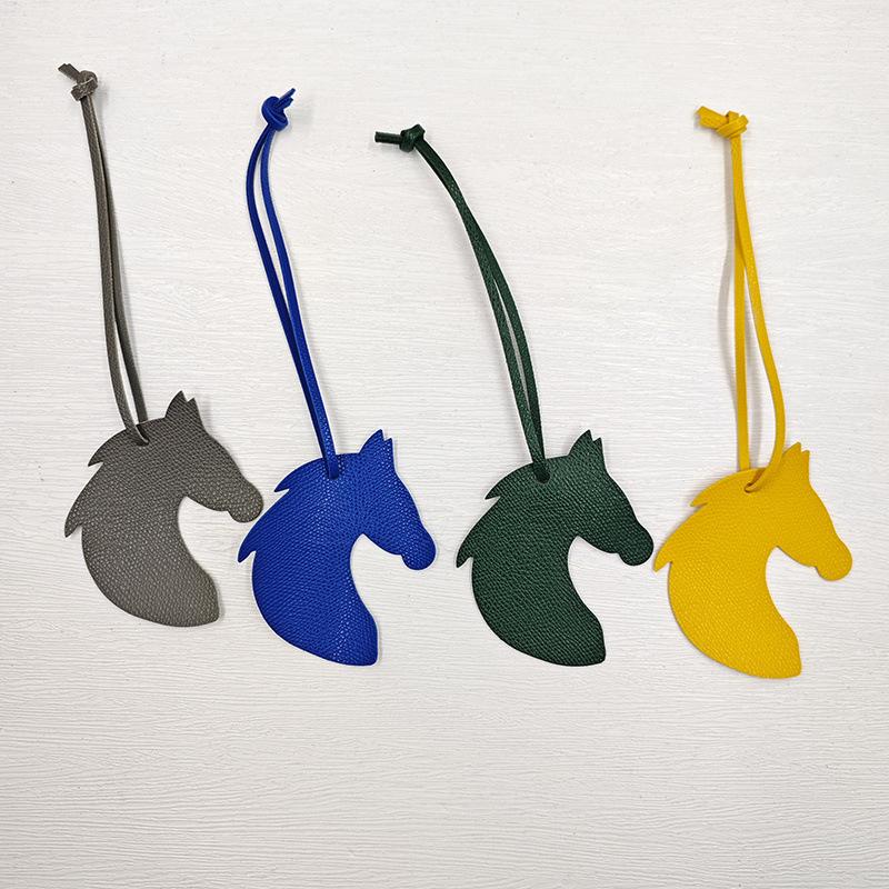 Retro Leather Horse Head Bag Charm Soft Durable Decor Accessory for Backpack Handbag Keychain Suitable for Daily Use Gifting