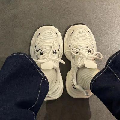 2025 New Korean Version of Fashion Casual Sports Shoes Women's Popular Versatile Platform Dad Shoes Breathable Single Shoes Round Head