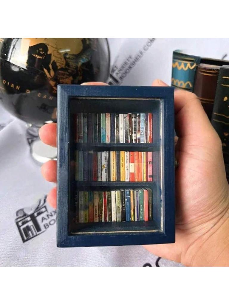 1-piece set of anxiety relieving bookshelf (including 60 books), free from anxiety, mini book house ornaments