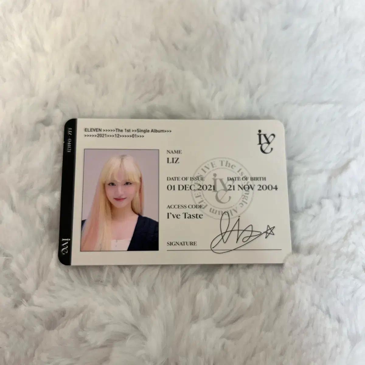 

Ive m Liz Eleven Id Kard Id Kard