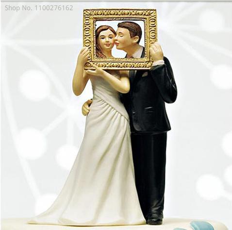 Arrival Wedding Romantic Bride and Groom Toppers Couple Figurine Marriage Funny Cake Topper for Wedding Cupcake Decoration