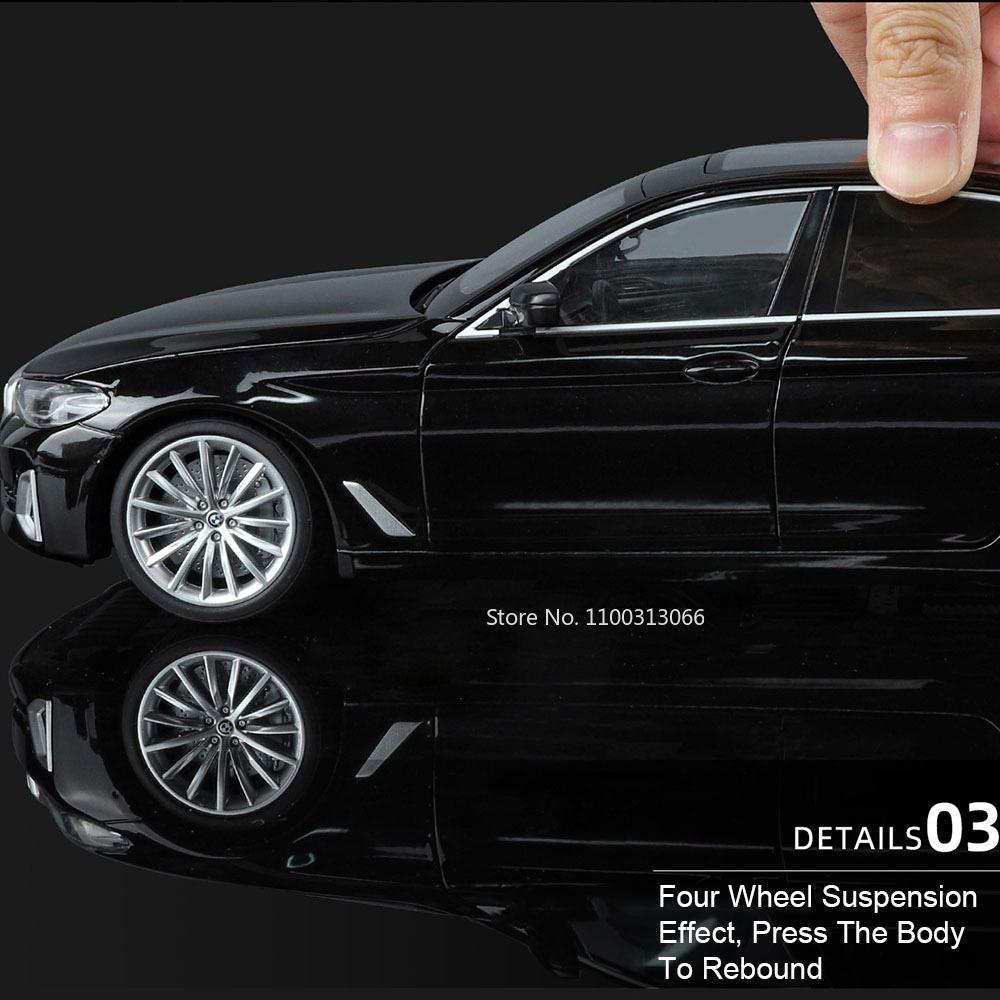 1:18 Scale 5 Series 530Li Toys Models Cars Alloy Diecast Rubber Tires Vehicle Removable Roof Miniature Car for Table Decoration