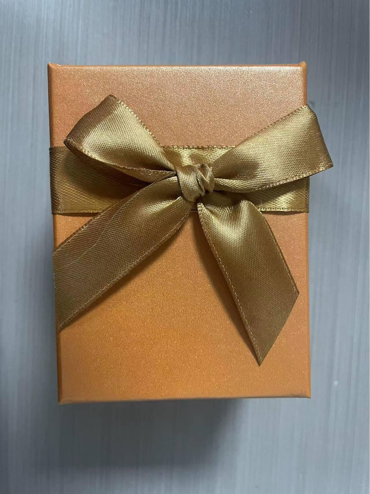 

Женские минималистичные ретро кварцевые часы со стальным браслетом и стразами, с люминесцентным циферблатом