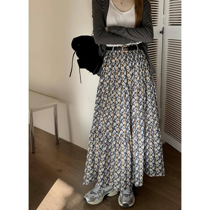 

Осенние французские красотки с эластичной талией и цветочным принтом А-силуэта, чтобы выглядеть стройнее. Французская юбка one size синий