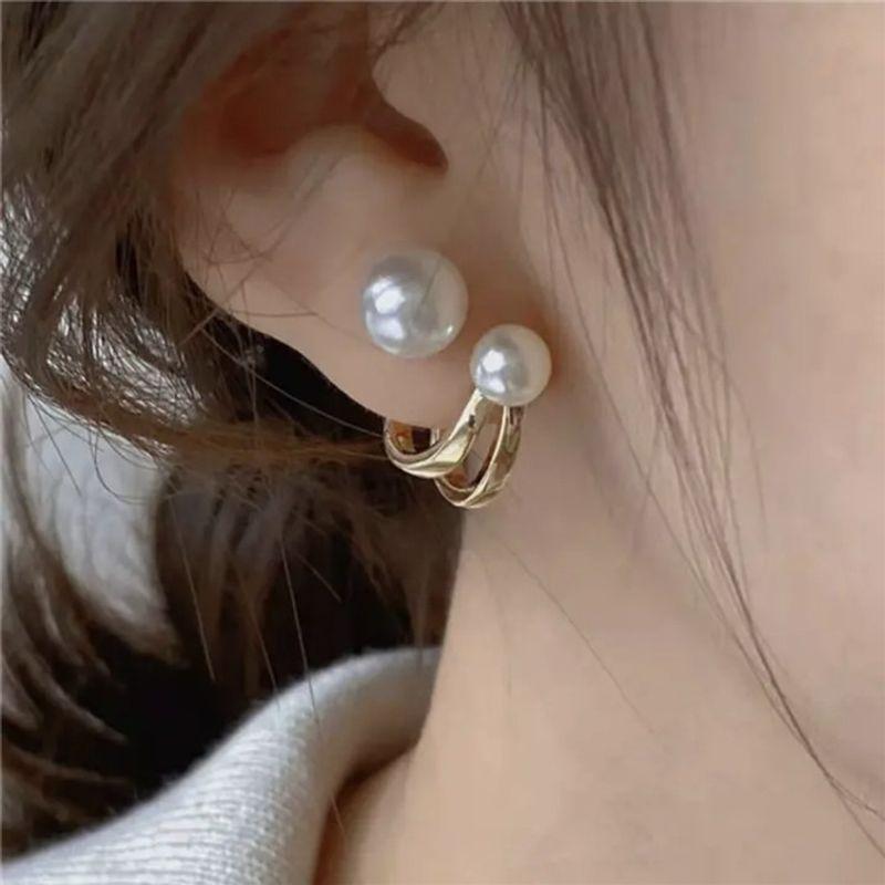 

Pearl Earrings 2025 New Arrival Trendy Earrings for Women Niche Design Elegant French Entry Lux Fancy Ear Rings White