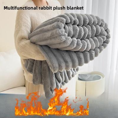 Coperta in velluto di pelo di coniglio, Coperta in flanella, Coperta spessa in velluto corallo, Coperta per pisolino da ufficio, Coperta di lusso leggera per aria condizionata
