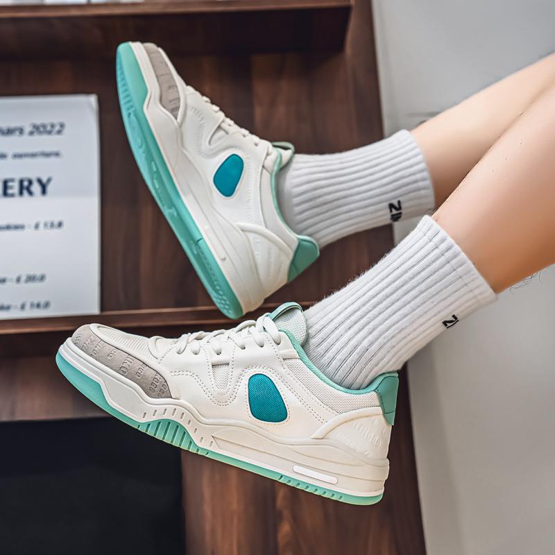 Korean version of small white board shoes men's 2025 summer new fashion versatile youth breathable lightweight casual sports shoes