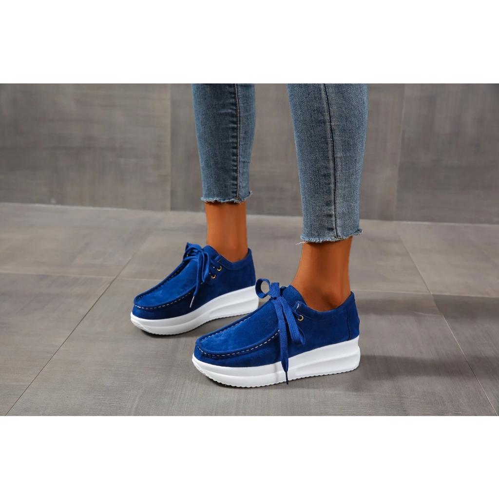 Nouvelles Baskets Chunky Femmes Couleur Unie Semelle Épaisse Lacets Marche Chaussures pour Femmes Respirantes Antidérapantes Chaussures à Plateforme