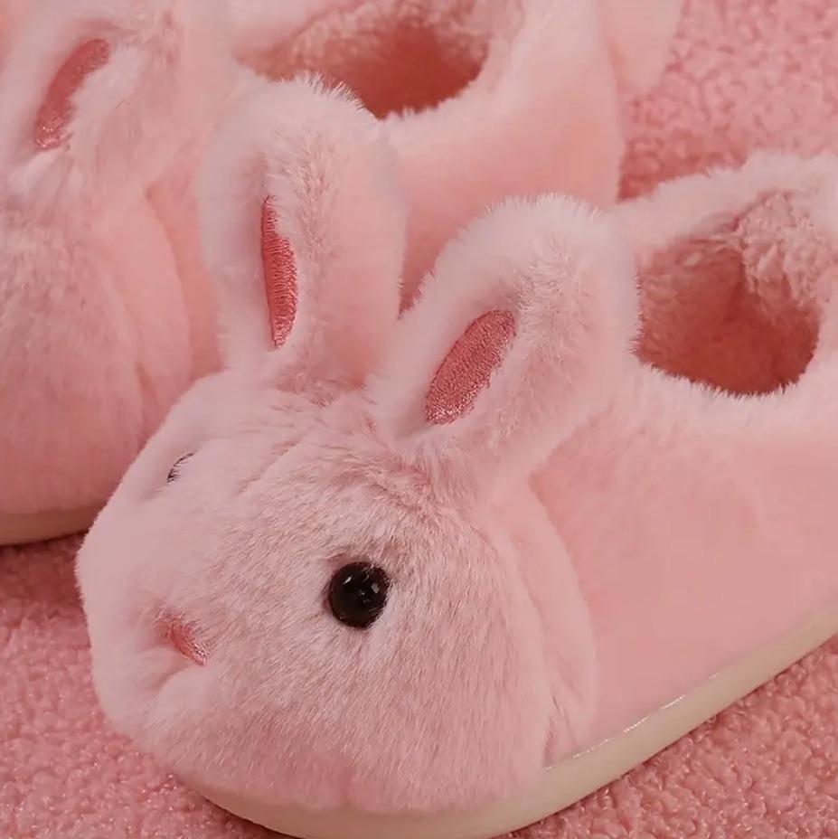 Urocze dziecięce bawełniane kapcie z króliczkami do noszenia w domu i na zewnątrz, zimowe ciepłe antypoślizgowe wygodne bawełniane pluszowe buty z kreskówkowym wzorem