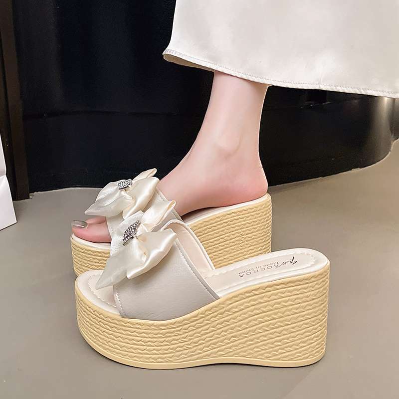 2025 Thick-bottomed Bow Heightening Slippers Women's Summer One-word High Heels New Outer Wear Muffin Fairy Sandals Large Size